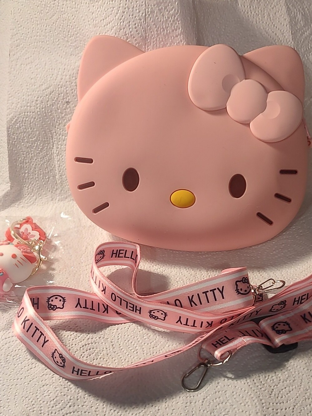 Hello Kitty Purse With Keychain New